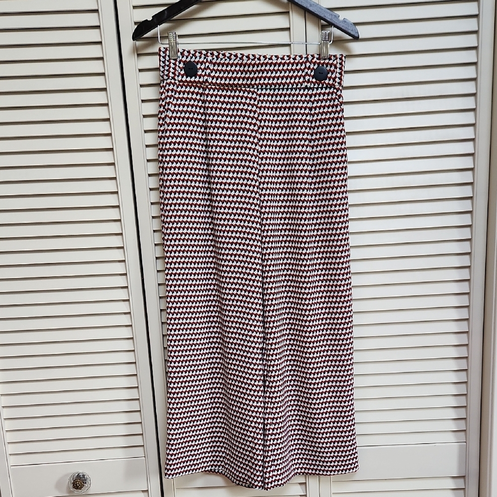 Zara Multicolor Geometric Patterned Fabric